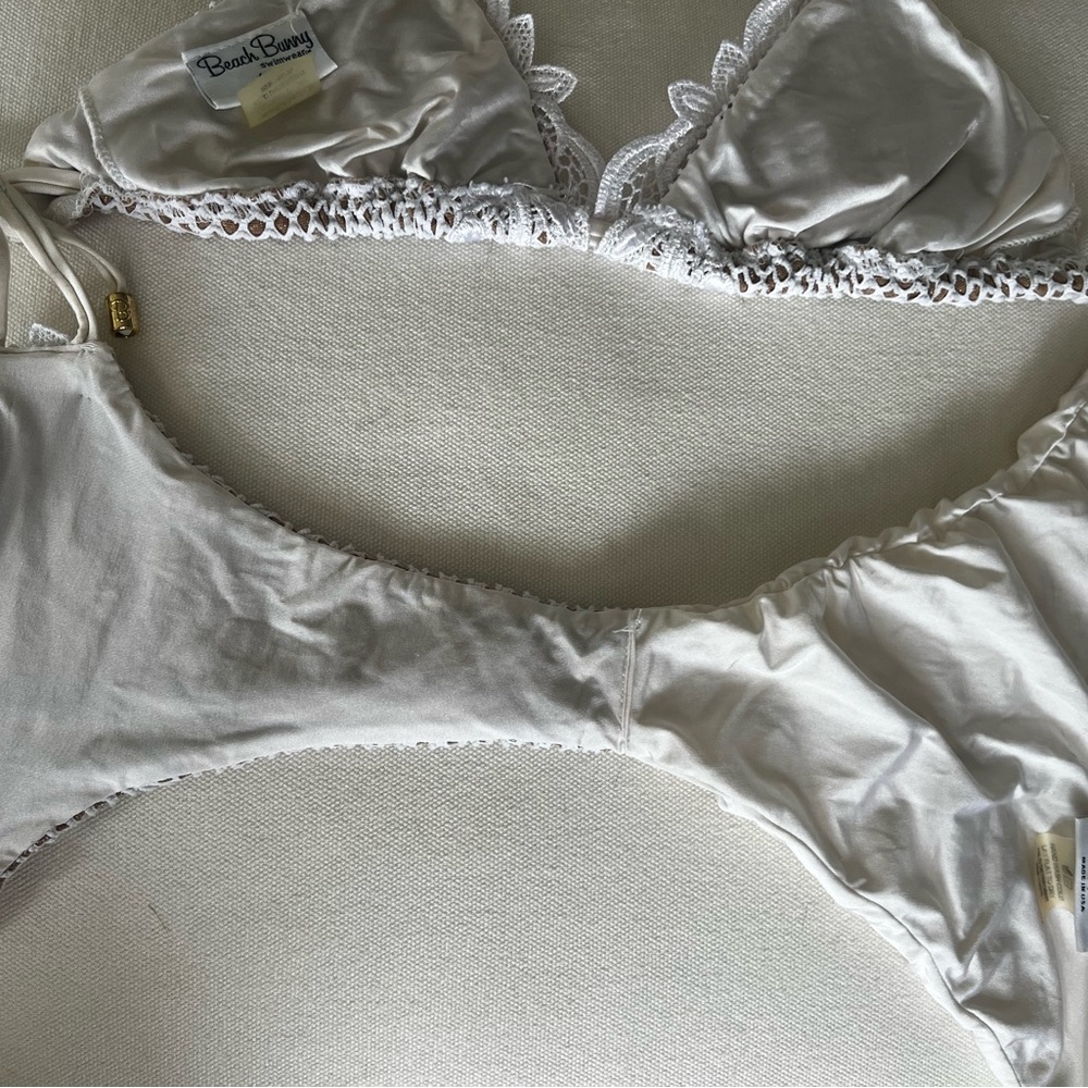 BEACH BUNNY White Bikini Set - Picture 7 of 14